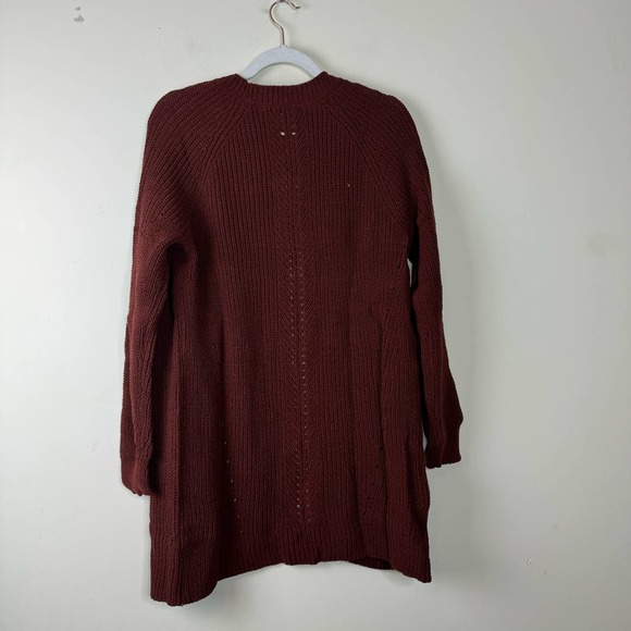 Love Ellie Burgundy Anna Pointelle Detail Cardigan Sweater NWT Size Medium - Picture 5 of 9
